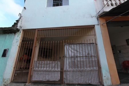 Casa à venda com 315m², 2 quartos e 1 vagaFachada
