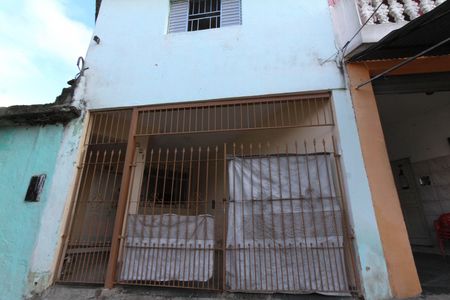 Casa à venda com 315m², 2 quartos e 1 vagaFachada