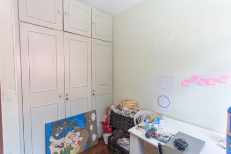 Apartamento à venda com 90m², 3 quartos e 2 vagasQuarto 2