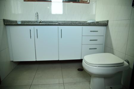 Casa para alugar com 120m², 2 quartos e sem vagaBanheiro Suíte 