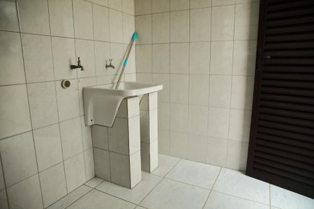 Casa para alugar com 120m², 2 quartos e sem vagaÁrea de Serviço