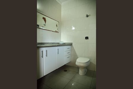 Casa para alugar com 120m², 2 quartos e sem vagaBanheiro Suíte 