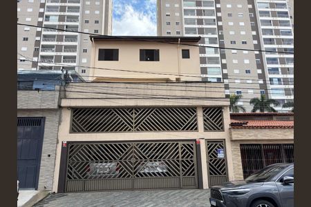 Casa para alugar com 120m², 2 quartos e sem vagaFachada 