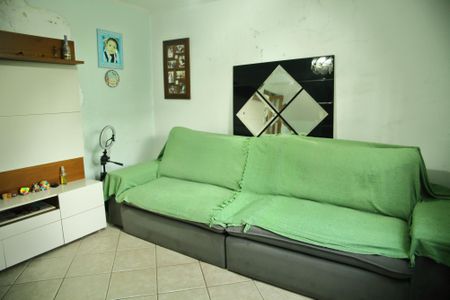 Casa à venda com 120m², 2 quartos e 1 vagaSala