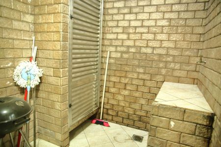 Casa à venda com 120m², 2 quartos e 1 vagaÁrea comum