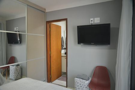 Apartamento à venda com 130m², 2 quartos e 2 vagasQuarto Suíte