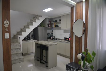 Apartamento à venda com 130m², 2 quartos e 2 vagasCozinha