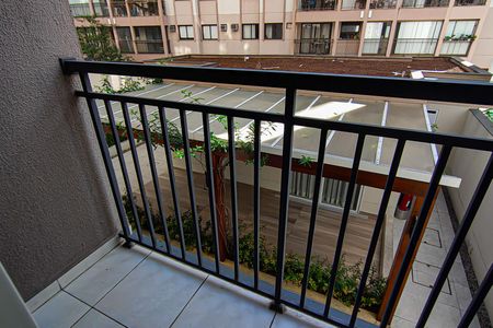 Apartamento para alugar com 46m², 2 quartos e sem vaga Apartamento para alugar com 46m², 2 quartos e sem vagaSala - varanda