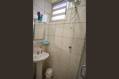 Casa à venda com 198m², 3 quartos e 3 vagas Casa à venda com 198m², 3 quartos e 3 vagasBanheiro social 2