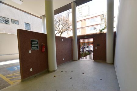 Apartamento à venda com 118m², 2 quartos e 2 vagasEntrada