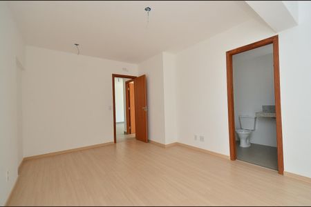 Apartamento à venda com 118m², 2 quartos e 2 vagasSuite 2