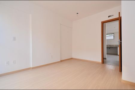 Apartamento à venda com 62m², 2 quartos e 2 vagasSuíte 2