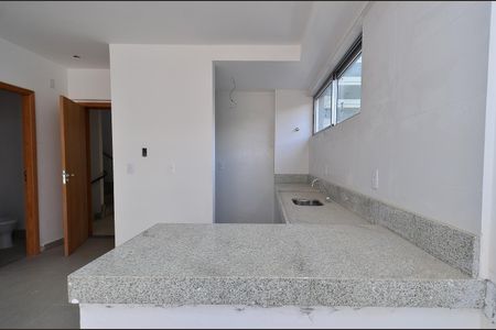 Apartamento à venda com 62m², 2 quartos e 2 vagasCozinha