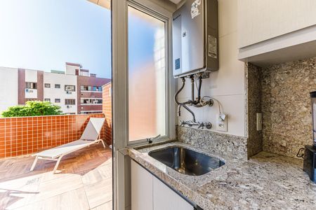 Apartamento à venda com 102m², 2 quartos e 2 vagasÁrea de Serviço