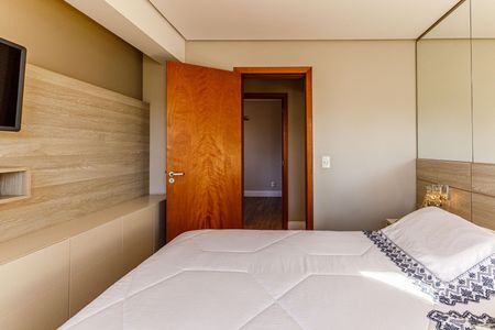 Apartamento à venda com 102m², 2 quartos e 2 vagasSuíte