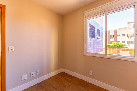 Apartamento à venda com 102m², 2 quartos e 2 vagasQuarto