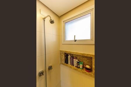 Apartamento à venda com 102m², 2 quartos e 2 vagasBanheiro da Suíte