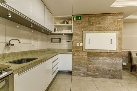 Apartamento à venda com 102m², 2 quartos e 2 vagasÁrea comum - Salão de festas