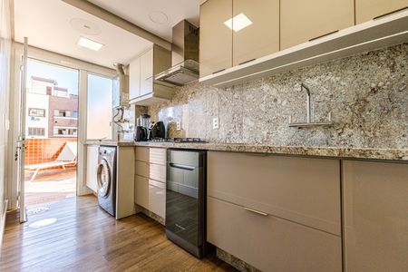 Apartamento à venda com 102m², 2 quartos e 2 vagasCozinha