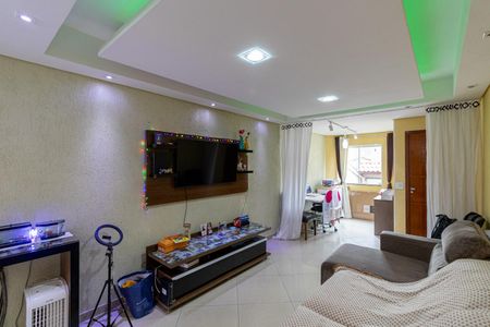 Casa à venda com 111m², 3 quartos e 4 vagas Casa à venda com 111m², 3 quartos e 4 vagasSala