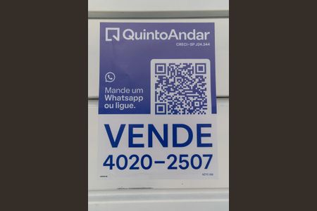 Casa à venda com 111m², 3 quartos e 4 vagas Casa à venda com 111m², 3 quartos e 4 vagasPlaca