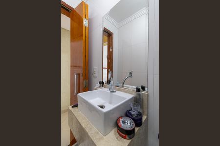 Casa à venda com 111m², 3 quartos e 4 vagas Casa à venda com 111m², 3 quartos e 4 vagasLavabo