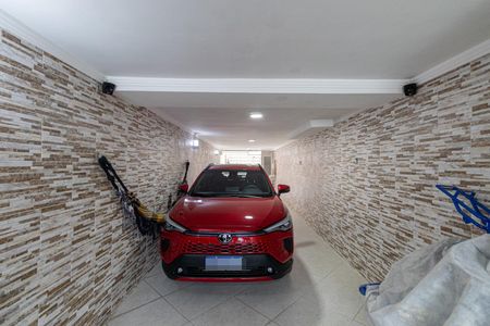 Casa à venda com 111m², 3 quartos e 4 vagas Casa à venda com 111m², 3 quartos e 4 vagasGaragem