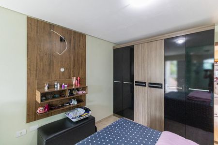 Casa à venda com 111m², 3 quartos e 4 vagas Casa à venda com 111m², 3 quartos e 4 vagasSuíte