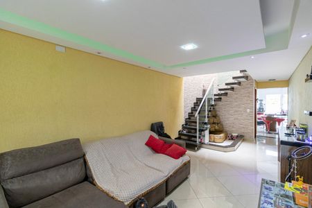 Casa à venda com 111m², 3 quartos e 4 vagas Casa à venda com 111m², 3 quartos e 4 vagasSala