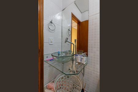 Casa à venda com 111m², 3 quartos e 4 vagas Casa à venda com 111m², 3 quartos e 4 vagasBanheiro