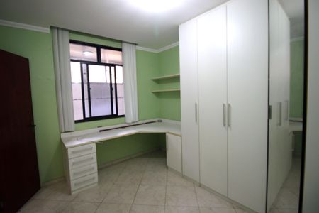 Casa à venda com 69m², 2 quartos e sem vagaQuarto 2