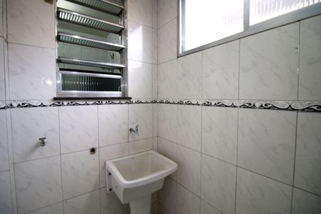 Casa à venda com 69m², 2 quartos e sem vagaÁrea de Serviço