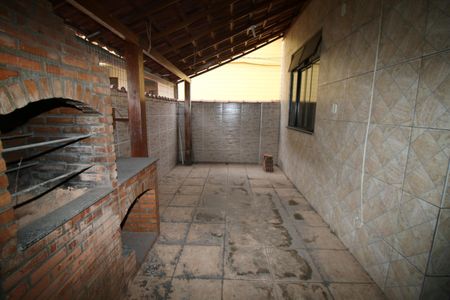 Casa à venda com 69m², 2 quartos e sem vagaÁrea gourmet Churrasqueira