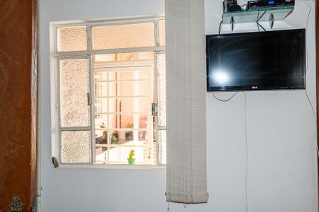 Casa à venda com 430m², 4 quartos e 2 vagas Casa à venda com 430m², 4 quartos e 2 vagasQuarto 4
