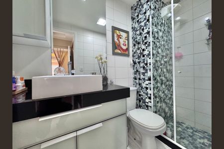 Apartamento à venda com 123m², 3 quartos e 2 vagas Apartamento à venda com 123m², 3 quartos e 2 vagasSuíte 1 Banheiro