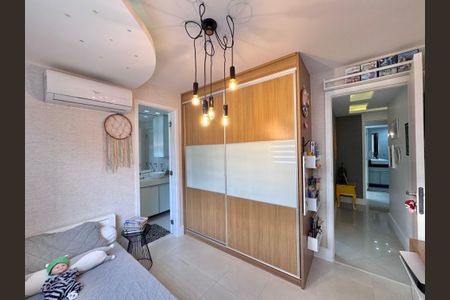 Apartamento à venda com 123m², 3 quartos e 2 vagas Apartamento à venda com 123m², 3 quartos e 2 vagasSuíte 2