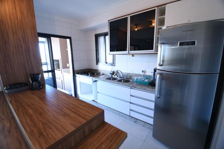 Apartamento para alugar com 117m², 3 quartos e 2 vagasCozinha