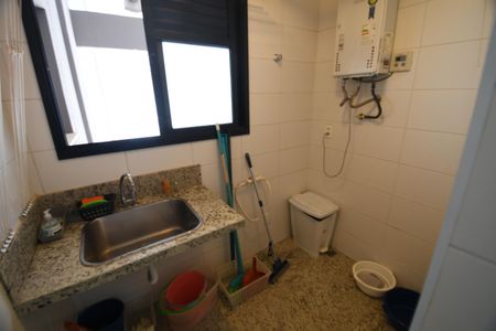 Apartamento para alugar com 117m², 3 quartos e 2 vagasÁrea de Serviço