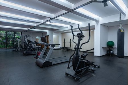 Apartamento à venda com 105m², 2 quartos e 2 vagas Apartamento à venda com 105m², 2 quartos e 2 vagasÁrea comum - Academia