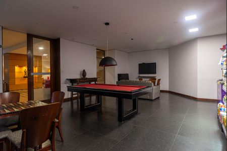 Apartamento à venda com 105m², 2 quartos e 2 vagas Apartamento à venda com 105m², 2 quartos e 2 vagasÁrea comum - Sala de Jogos/Mercadinho