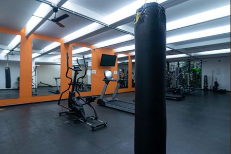 Apartamento à venda com 105m², 2 quartos e 2 vagas Apartamento à venda com 105m², 2 quartos e 2 vagasÁrea comum - Academia