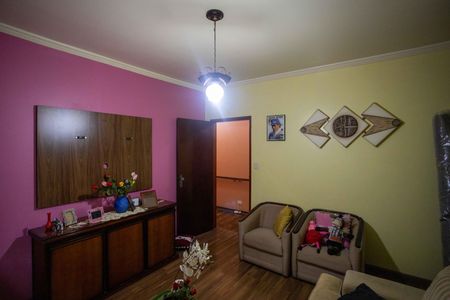 Casa à venda com 337m², 4 quartos e 7 vagasSala de Estar