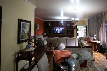 Casa à venda com 337m², 4 quartos e 7 vagasSala de Jantar