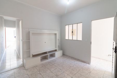 Casa para alugar com 115m², 2 quartos e 1 vaga Casa para alugar com 115m², 2 quartos e 1 vagaSala