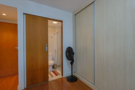 Apartamento à venda com 129m², 4 quartos e 2 vagasQuarto 4 - Suíte