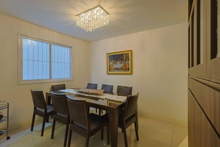 Apartamento à venda com 129m², 4 quartos e 2 vagasSala de Jantar