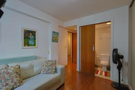 Apartamento à venda com 129m², 4 quartos e 2 vagasQuarto 4 - Suíte