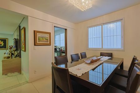 Apartamento à venda com 129m², 4 quartos e 2 vagasSala de Jantar