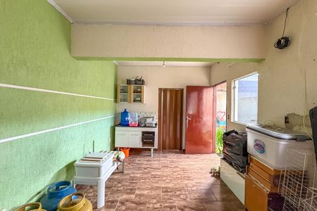Casa à venda com 187m², 2 quartos e 2 vagas Casa à venda com 187m², 2 quartos e 2 vagasQuarto de Serviço