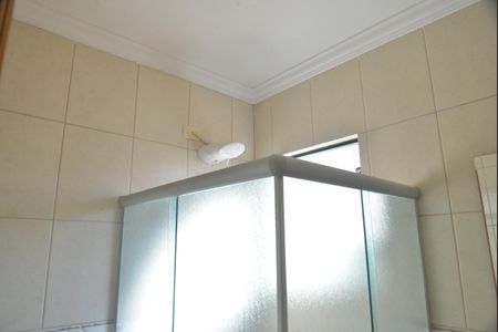 Casa à venda com 191m², 3 quartos e 3 vagasBanheiro da Suíte 2